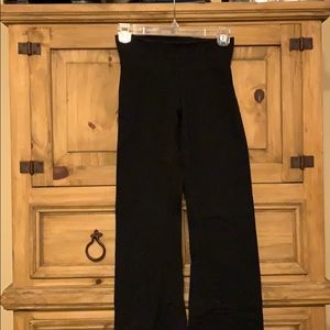 Aerie slim gym flare black pants